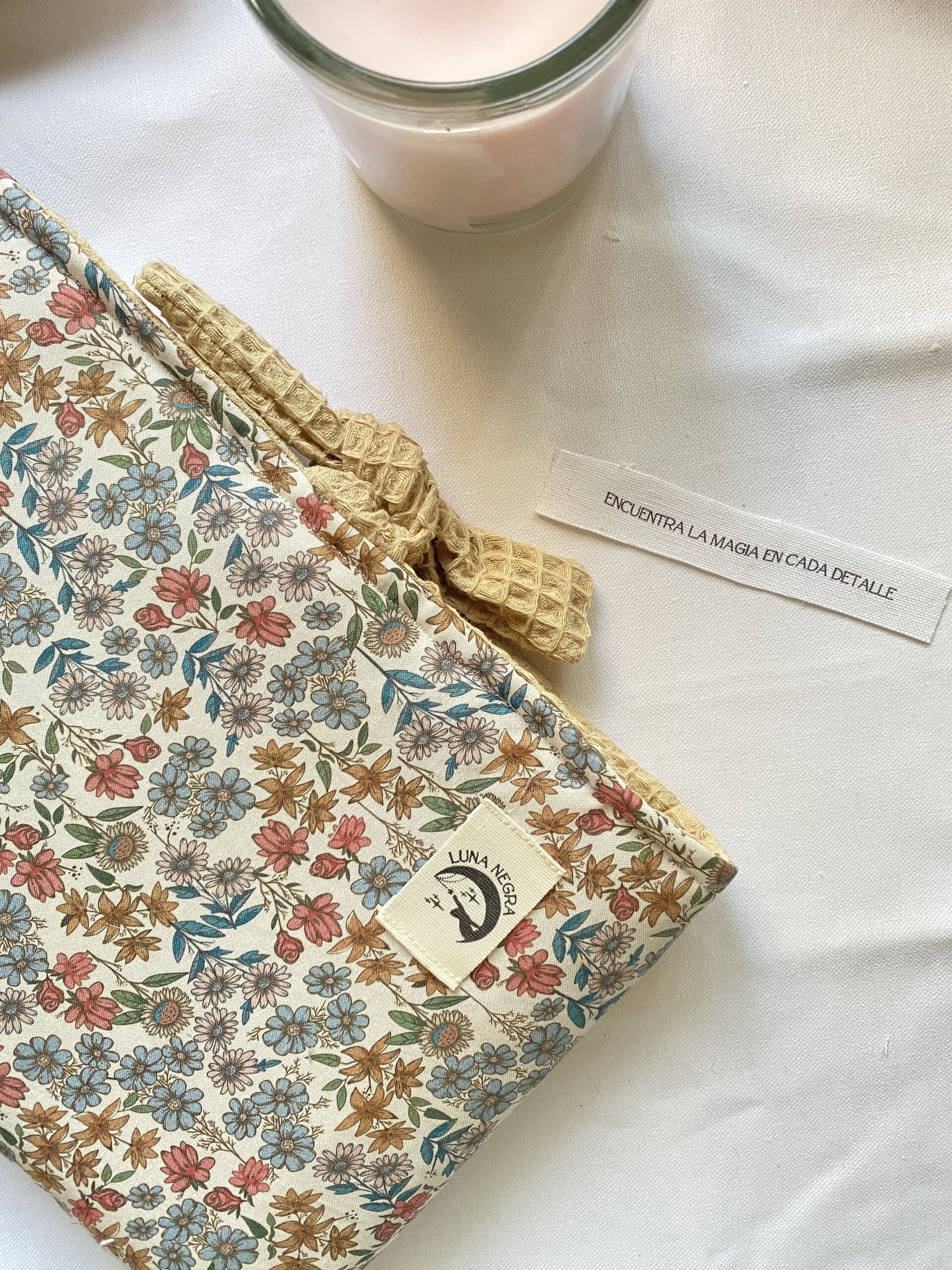 Funda de libro Las alas de Sophie "Waffle" - 4